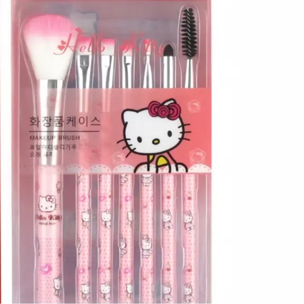 Hello Kitty Sanrio Make up Brush Set NEW